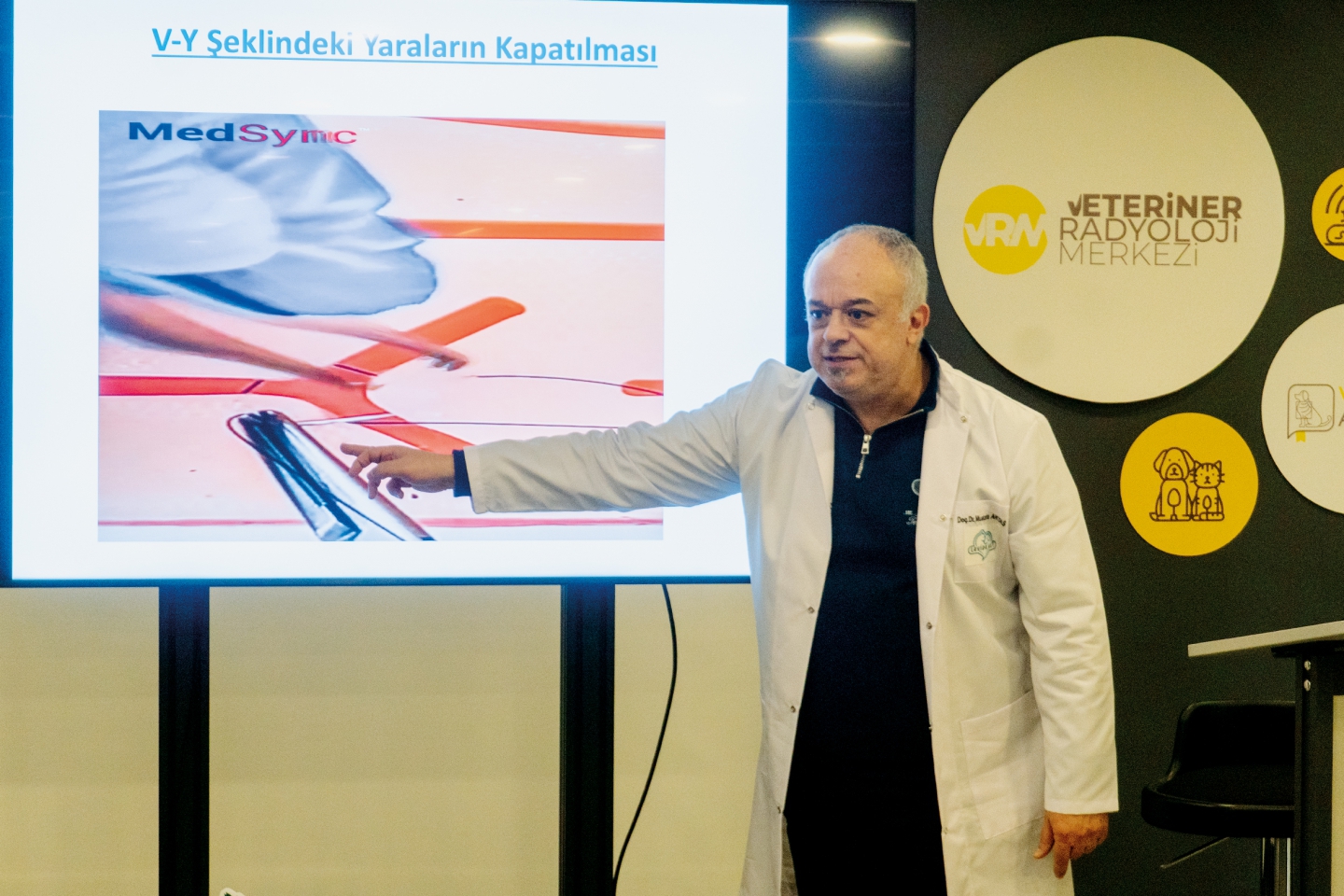 Kedi Veteriner Hekimleri Derneğinin KHEDİ ATÖLYELERİ